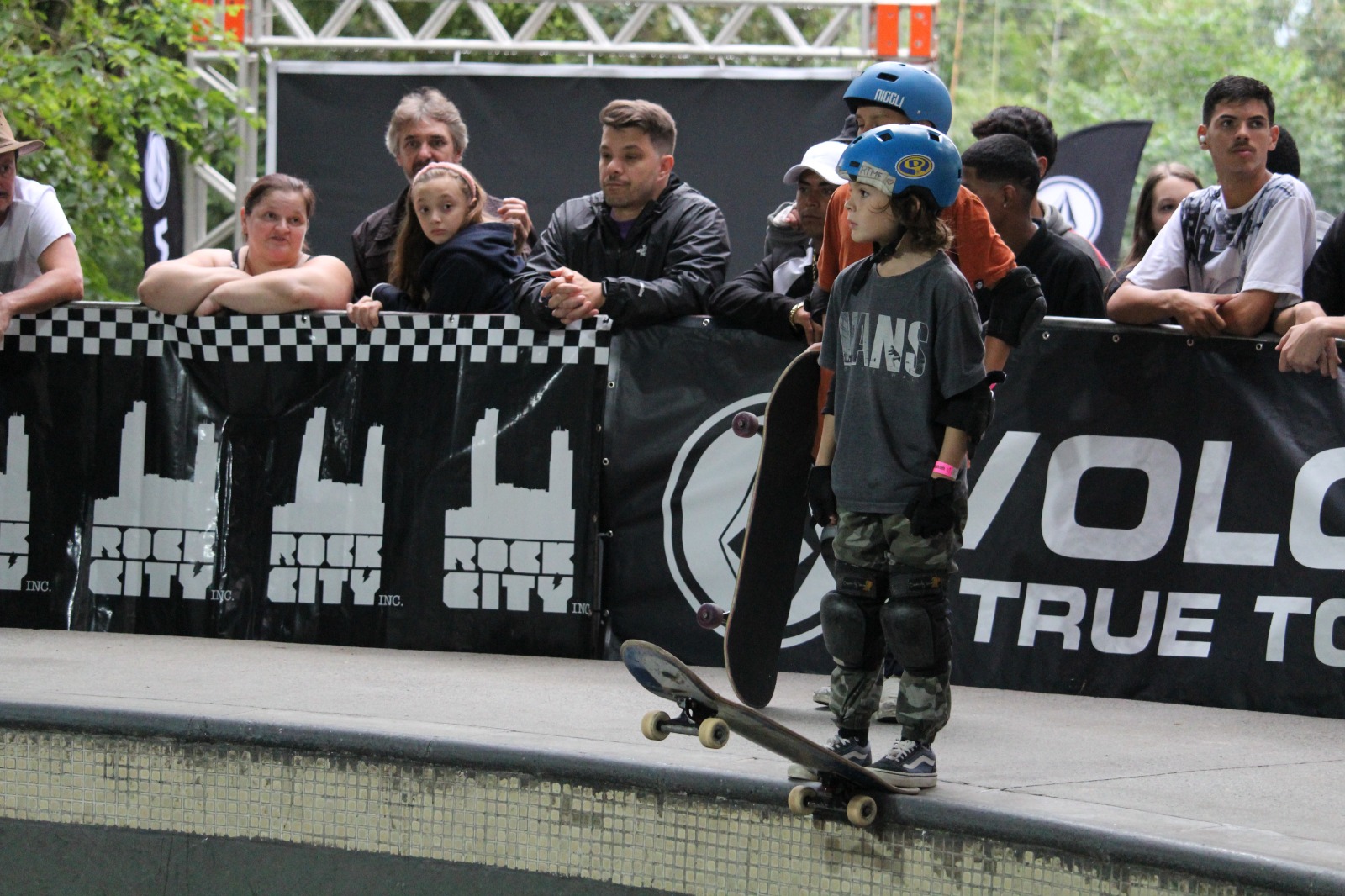 Skate agita o Bowl de Urussanga TN Sul Portal de Notícias