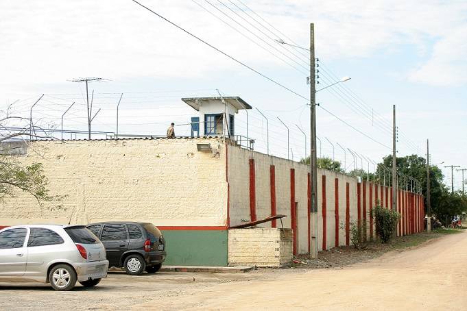 Inquérito sobre assassinato de detento em presídio de Araranguá é concluído