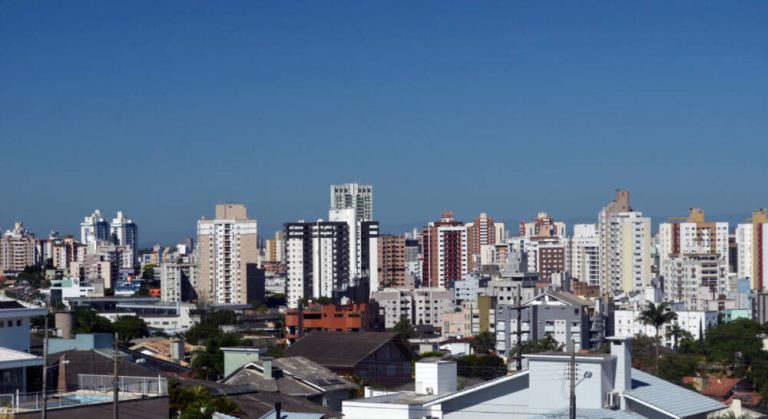 Mais de 70% das cidades de SC não tiveram mortes por Covid-19 em outubro