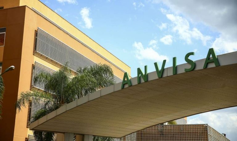 Nacional: Anvisa recebe pedido para testes de vacina criada pela UFMG