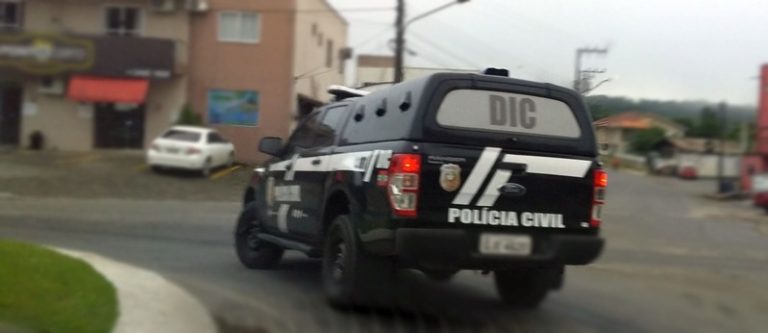Polícia Civil de Araranguá prende casal suspeito de matar jovem