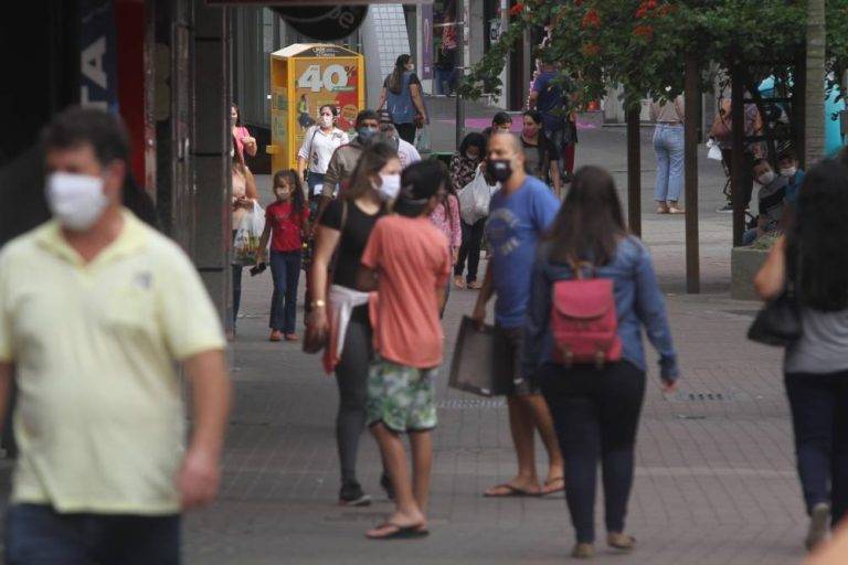 Vendas do comércio recuam em setembro pelo 2º mês seguido