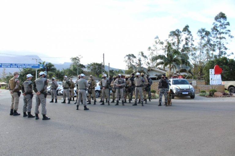 PM realiza operação integrada na divisa