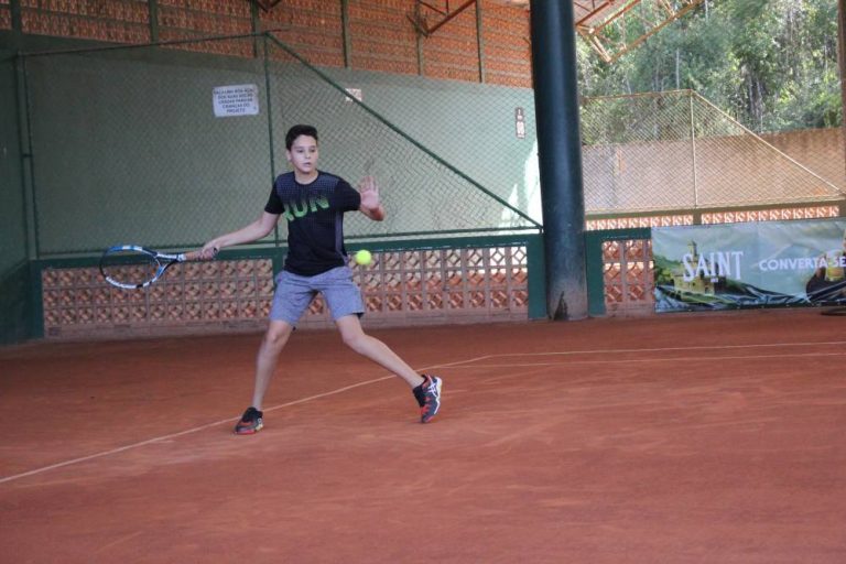 Final de semana com tênis em Criciúma