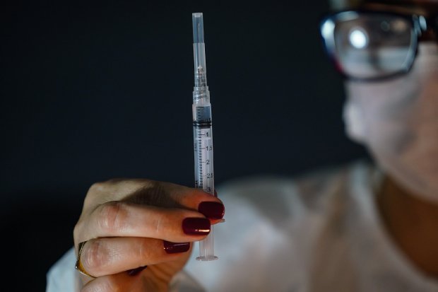 Criciúma: horário estendido para a vacinação no Salão da Santa Bárbara