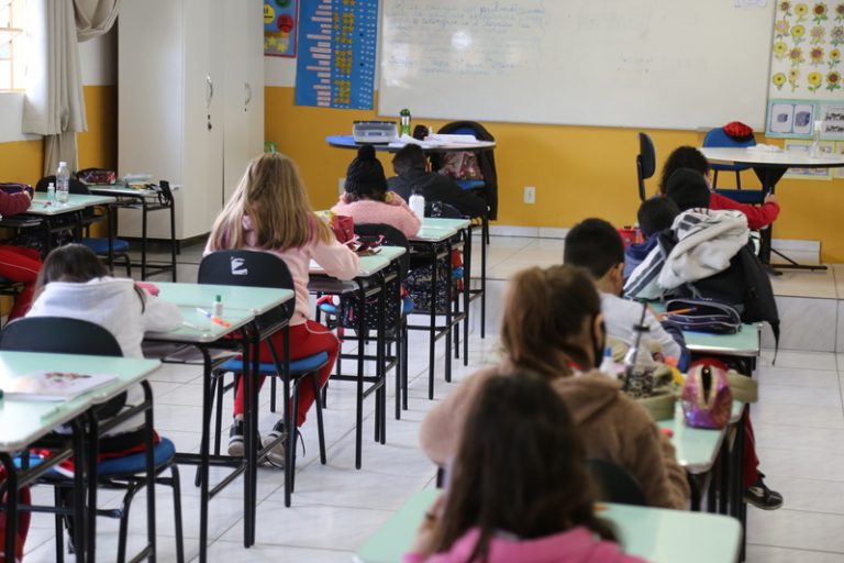 Escolas de Içara retornam aulas após recesso escolar