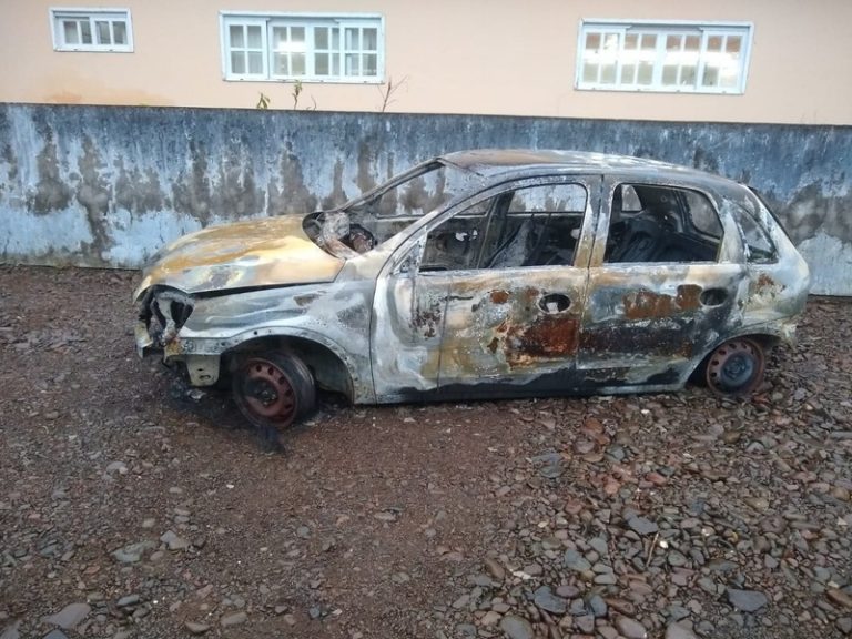 Timbé do Sul: Polícia investiga homem que colocou fogo no próprio carro