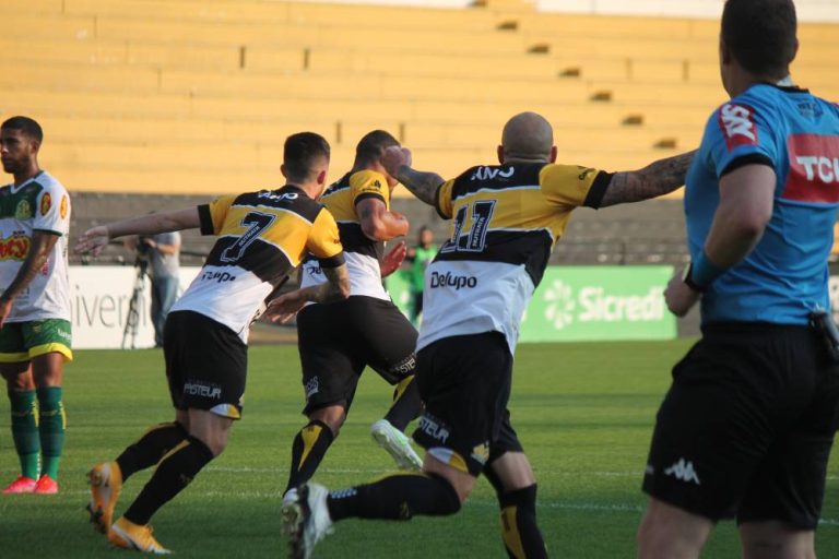 Tigre vence e está classificado na Série C