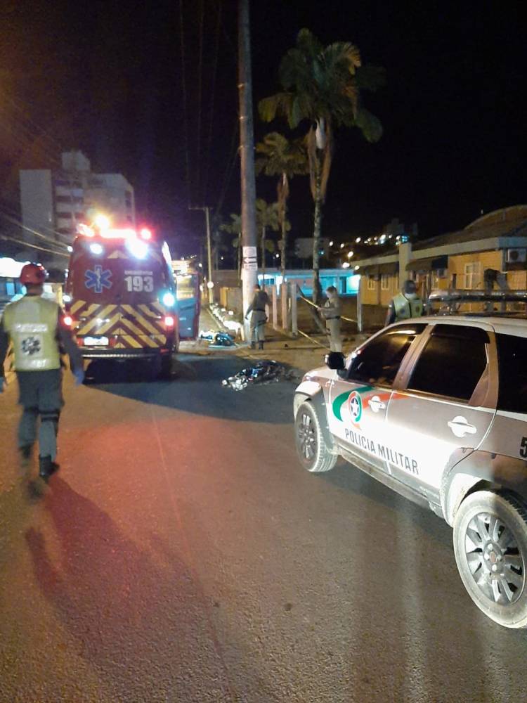 Motociclista morre ao colidir contra muro de contenção em Urussanga