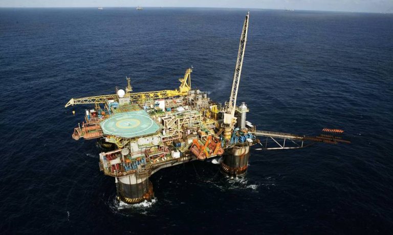 Brasil bate recorde de produção de petróleo em meio à guerra no Irã