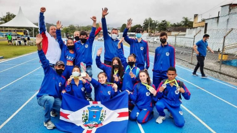 Nova Veneza conquista título inédito na Olesc