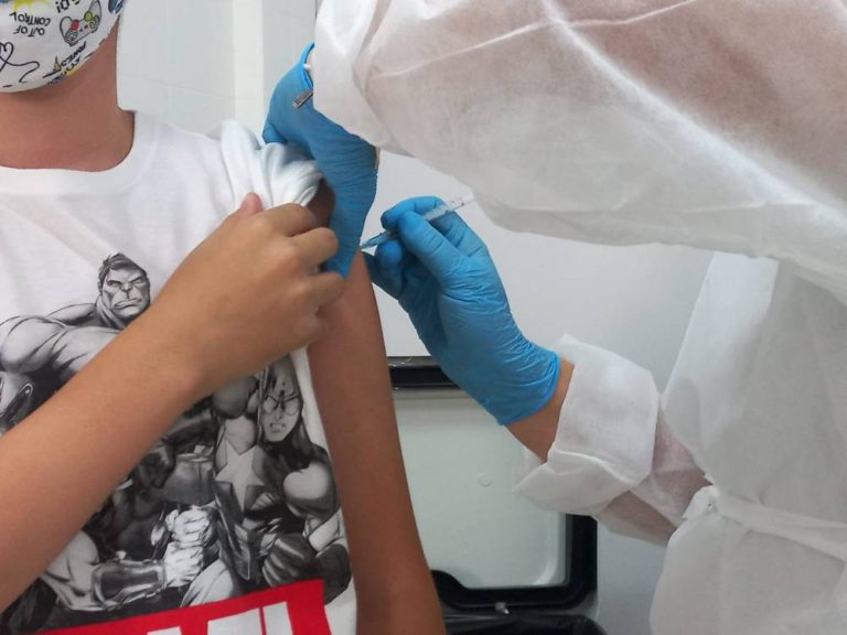 Brasil: Goiás começa a vacinar adolescentes de 12 a 14 anos contra dengue