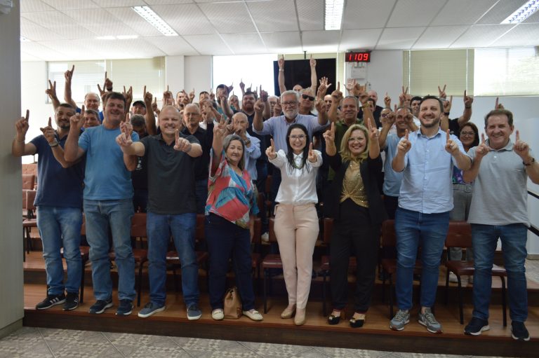 Maria Luiza e Ademir Magagnin assumem o Progressistas de Cocal do Sul