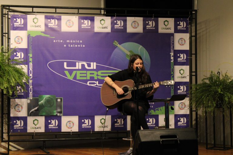 2ª Universo Cultural da UniSatc promove o talento de acadêmicas