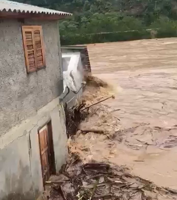 alerta de inundacoes awui em new orleans #brasileirosemneworleans