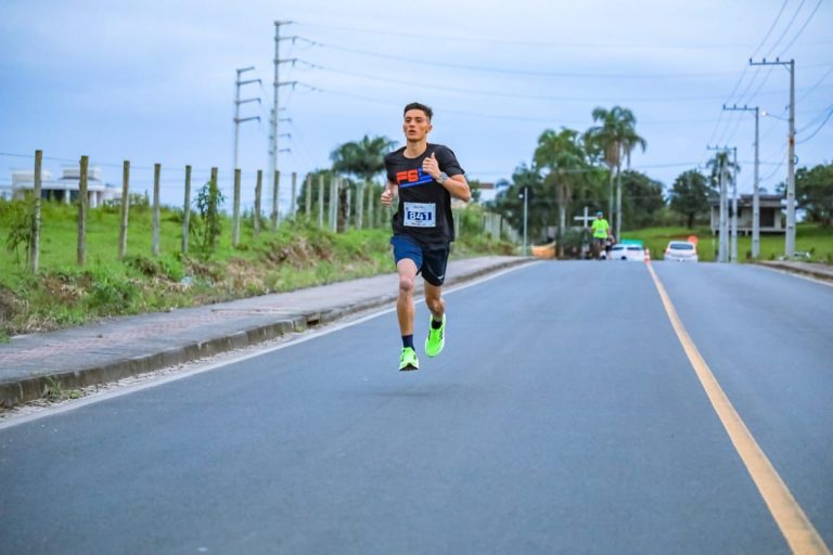Cocal do Sul: Night Run recebe atletas da região