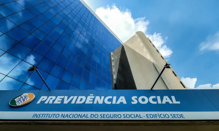 Governo diz que 13º do INSS será pago a 33,7 milhões de segurados