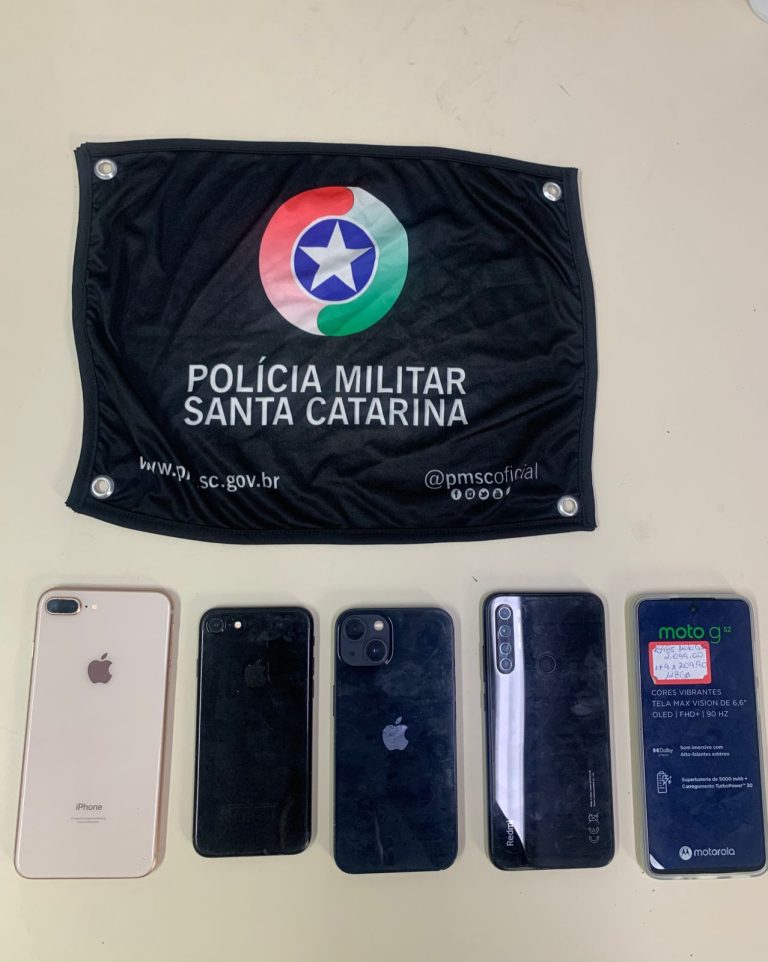 Quatro pessoas são presas por venda de celulares roubados em Criciúma