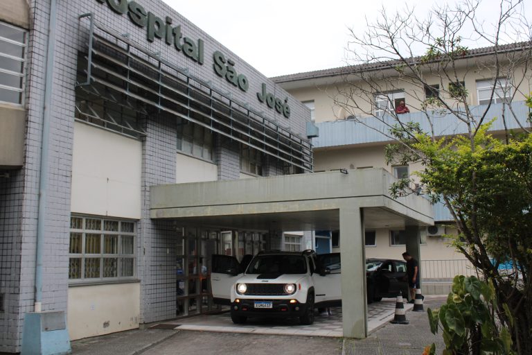 Hospital São José enfrenta superlotação no Pronto-Atendimento em Criciúma