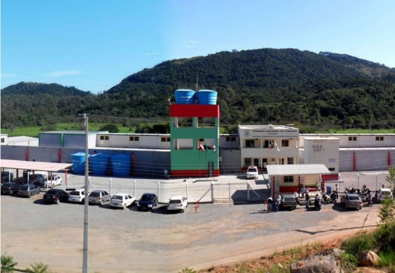 Com superlotação, presídio de Tubarão é parcialmente interditado