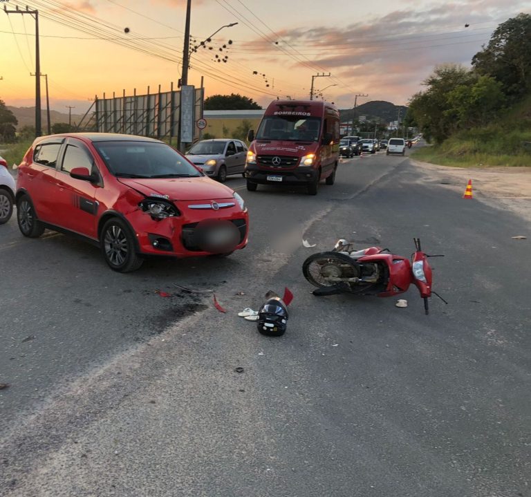 Acidente de trânsito deixa duas pessoas feridas em Jaguaruna