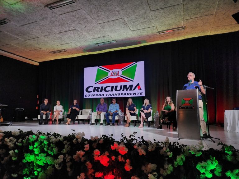 Evento marca abertura do ano letivo em Criciúma