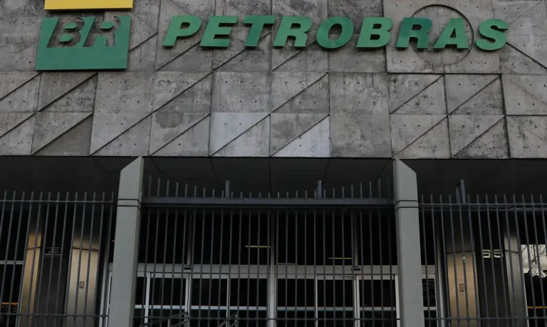 Petrobras atinge maior valor de mercado de sua história: R$ 552 bi