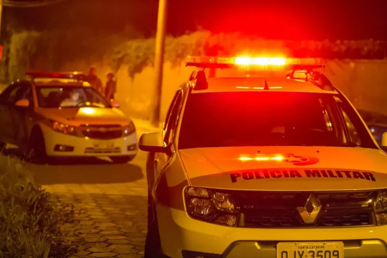 Agressor sofre golpes de muleta do enteado defendendo a mãe em São Martinho