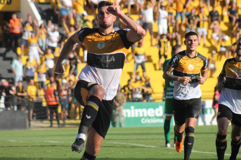 Tigre vence e consolida primeira posição no Campeonato Catarinense