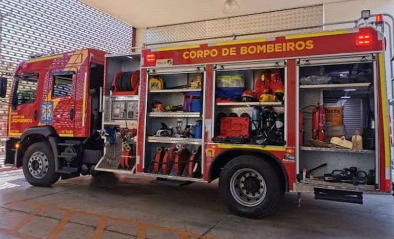 Incêndio destrói loja de atacado e varejo em Tubarão