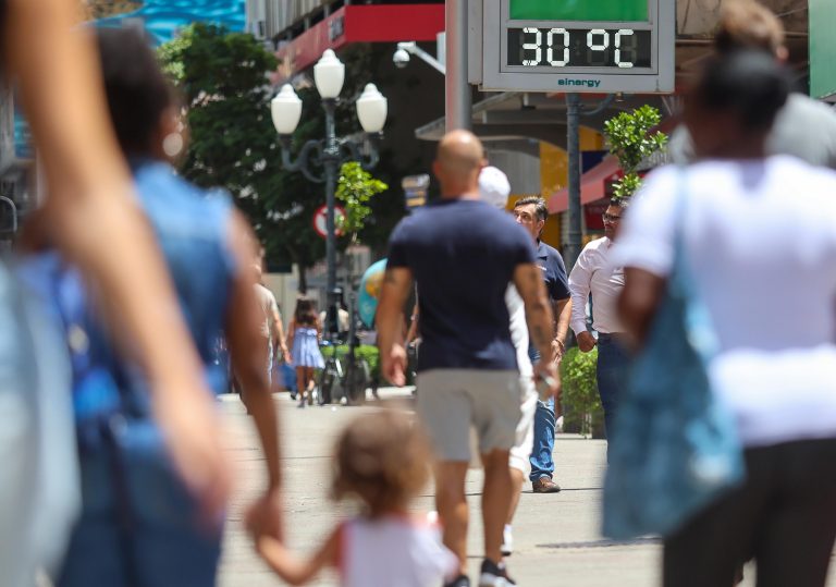 SC terá semana de calor com temperaturas que podem chegar aos 40° graus