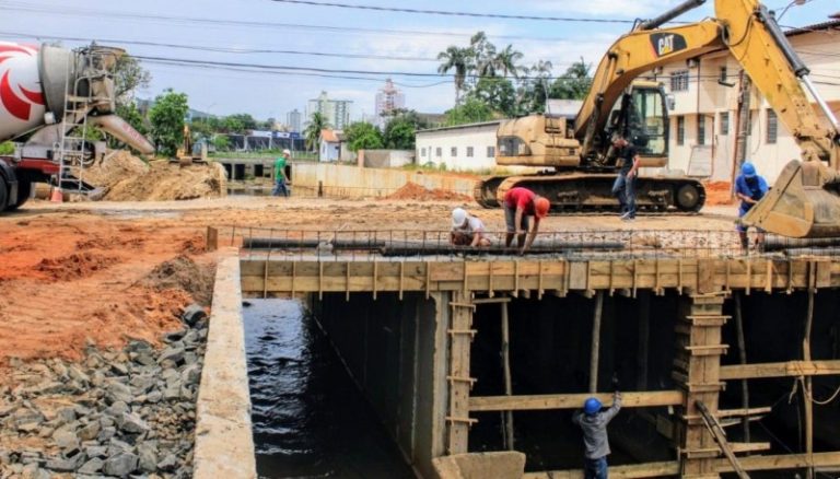 Canal Auxiliar do Rio Criciúma: obras entram na fase final em Santa Bárbara