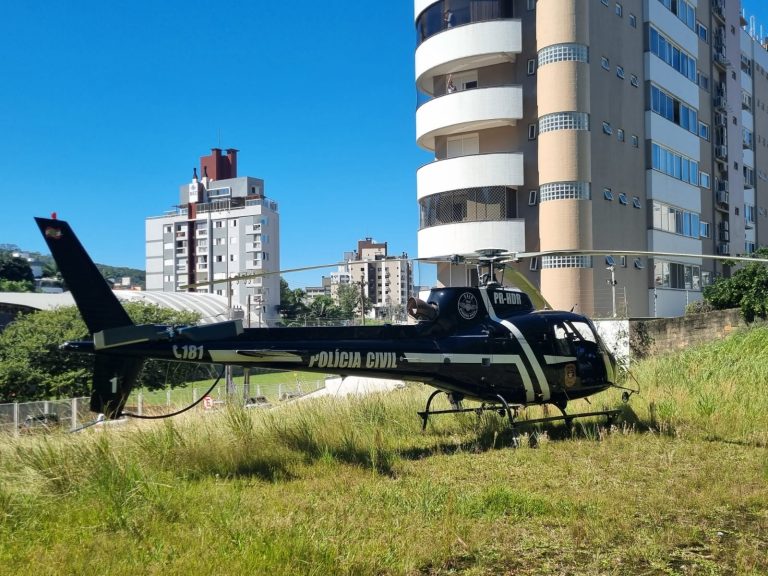 Trabalhador cai do sétimo andar de prédio em Criciúma e é resgatado