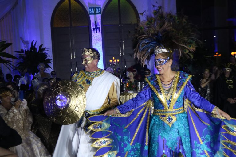 Baile de Gala abre mês de festa, em Nova Veneza