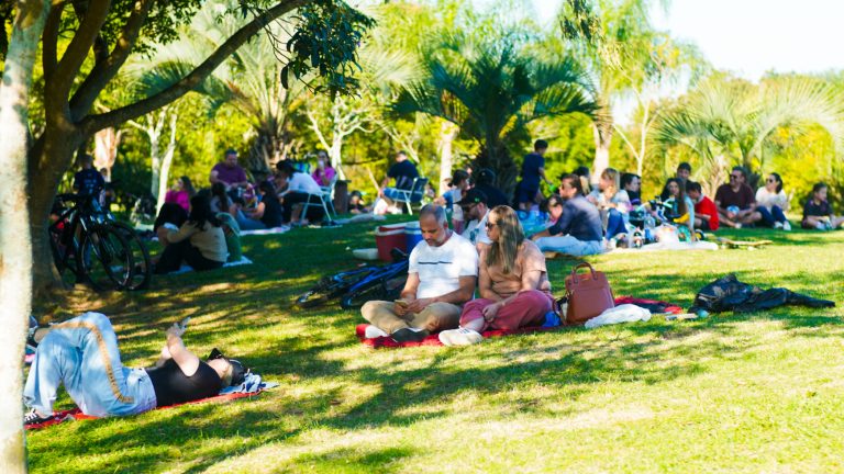 Domingo no Parque terá programação alusiva ao Dia dos Namorados