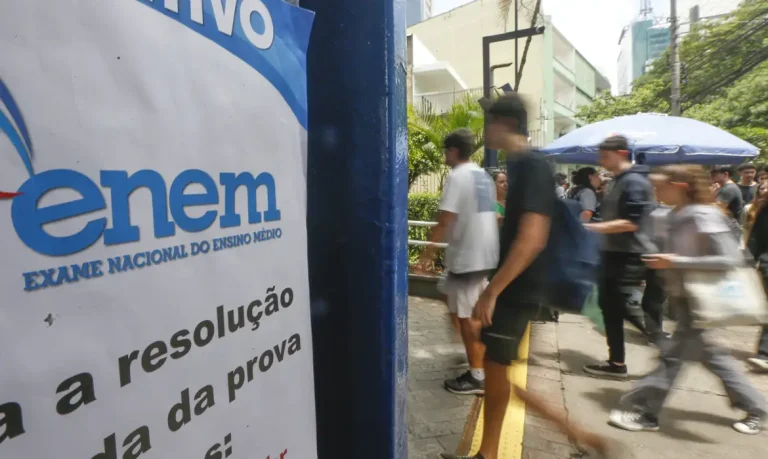 Termina hoje prazo de recurso para isenção de taxa de inscrição do Enem
