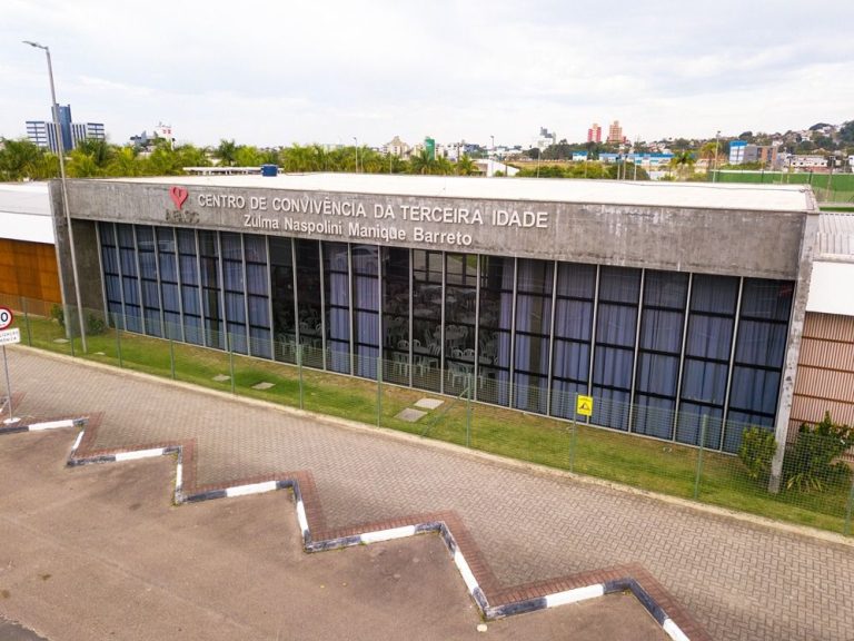 Parceria leva informações sobre IR para idosos atendidos pela Afasc