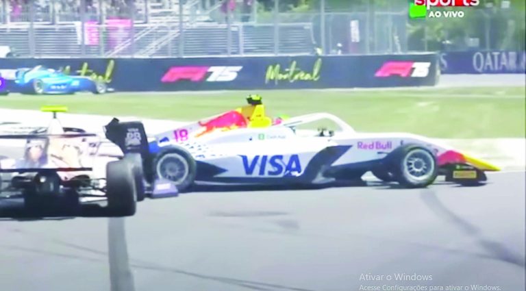 Pilota criciumense sofre colisão em corrida pela F1 Academy