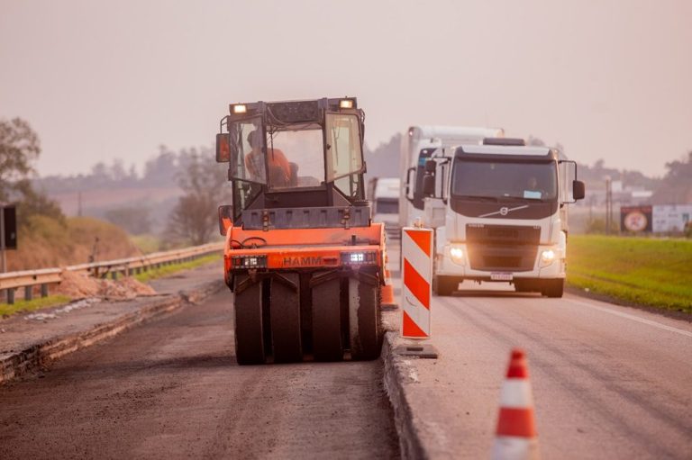 Kms 334 e 331 da BR-101 em Tubarão serão interditados para reparos