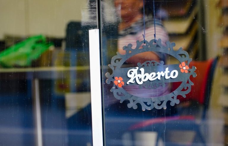Abertura de empresas cresce 13% e bate recorde em Santa Catarina 