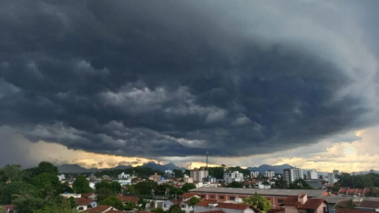 Temporais e chuvas fortes voltam a atingir SC a partir de sexta-feira