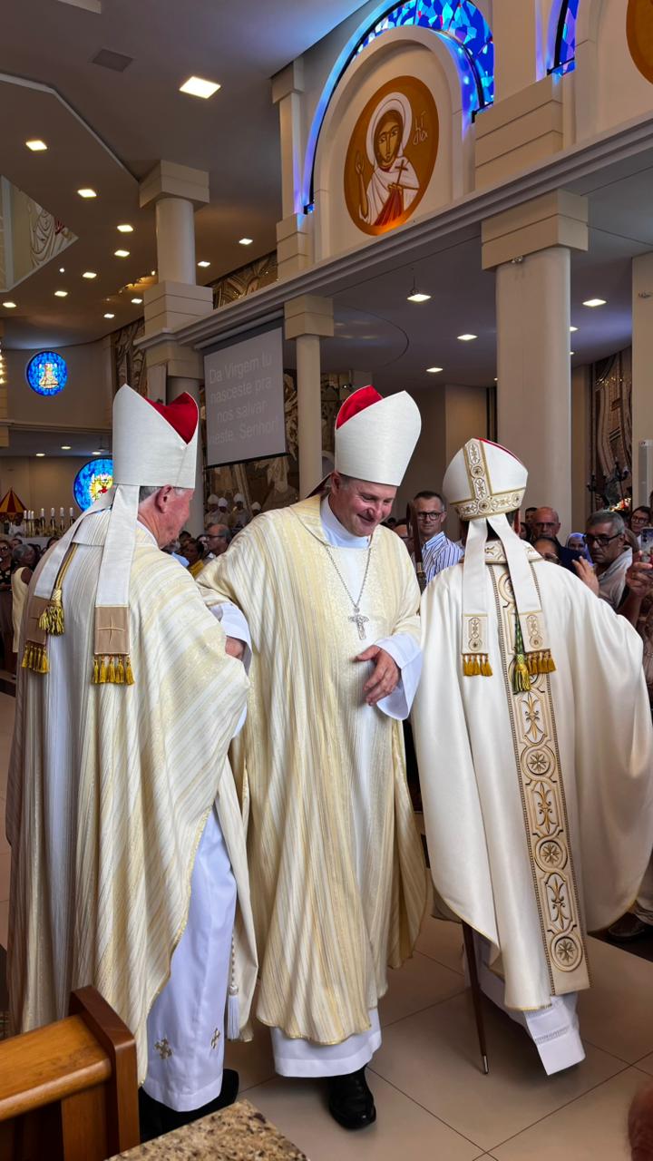 Ordenação do Monsenhor Milton Zonta acontece em Içara