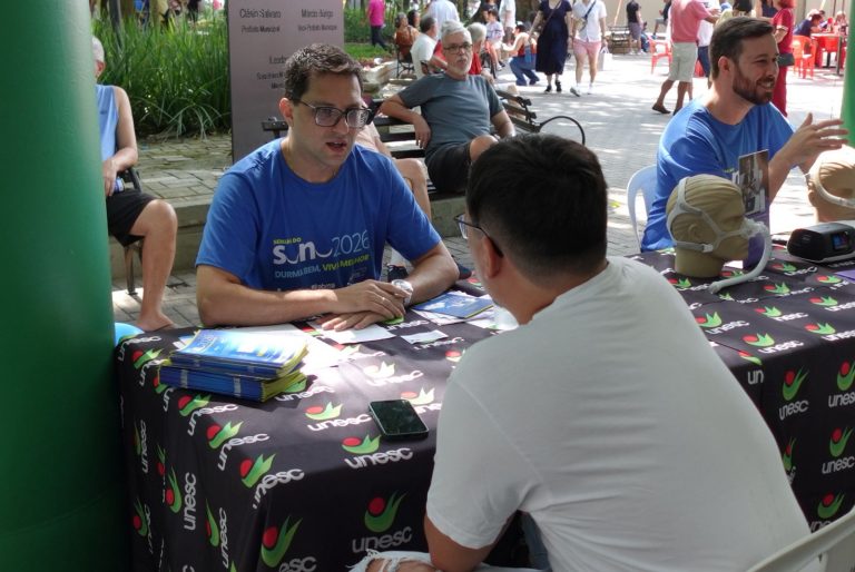 Ação especial da Semana do Sono orienta população na Praça Nereu Ramos