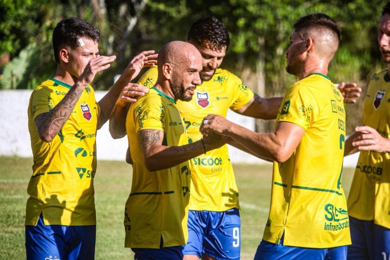 Içara goleia fora de casa e avança às quartas de final da Copa Sul
