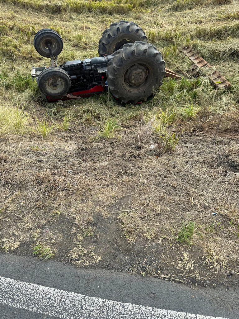 Homem morre após capotamento de trator em Forquilhinha