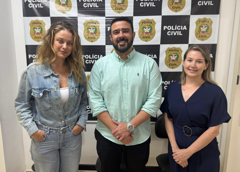 Vereadoras acompanham investigações do caso de bilhetes sexuais em Criciúma