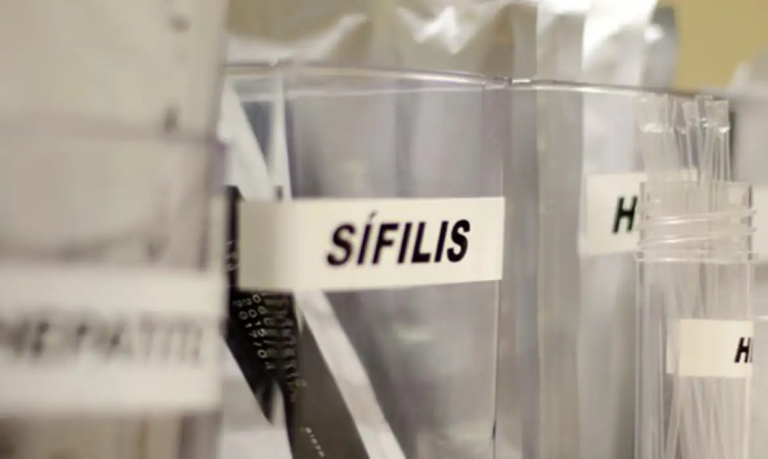 SUS adota antibiótico que previne sífilis e clamídia