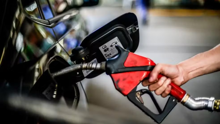 SC irá aderir a plano do governo federal para conter alta do diesel