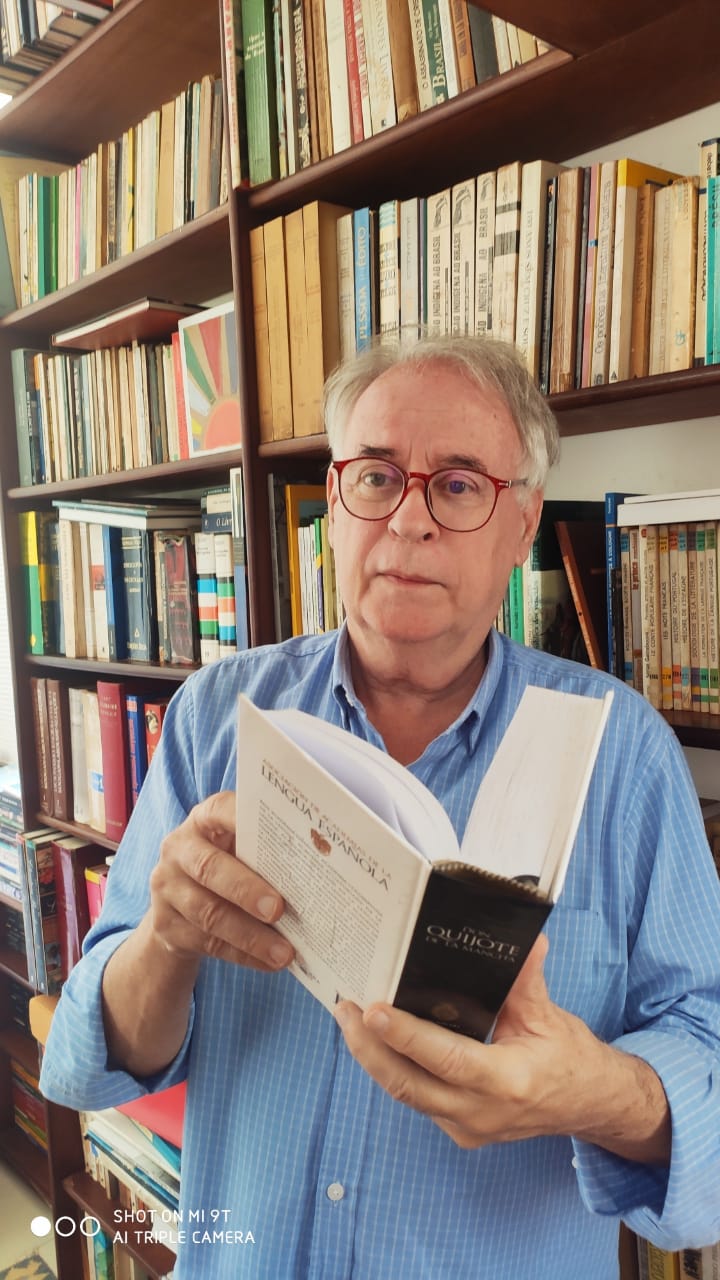 Dia do Livro: blumenauense na ABL mostra poder da literatura catarinense