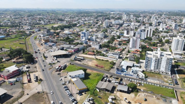 Bebê com menos de dois anos se afoga em açude e morre em Içara